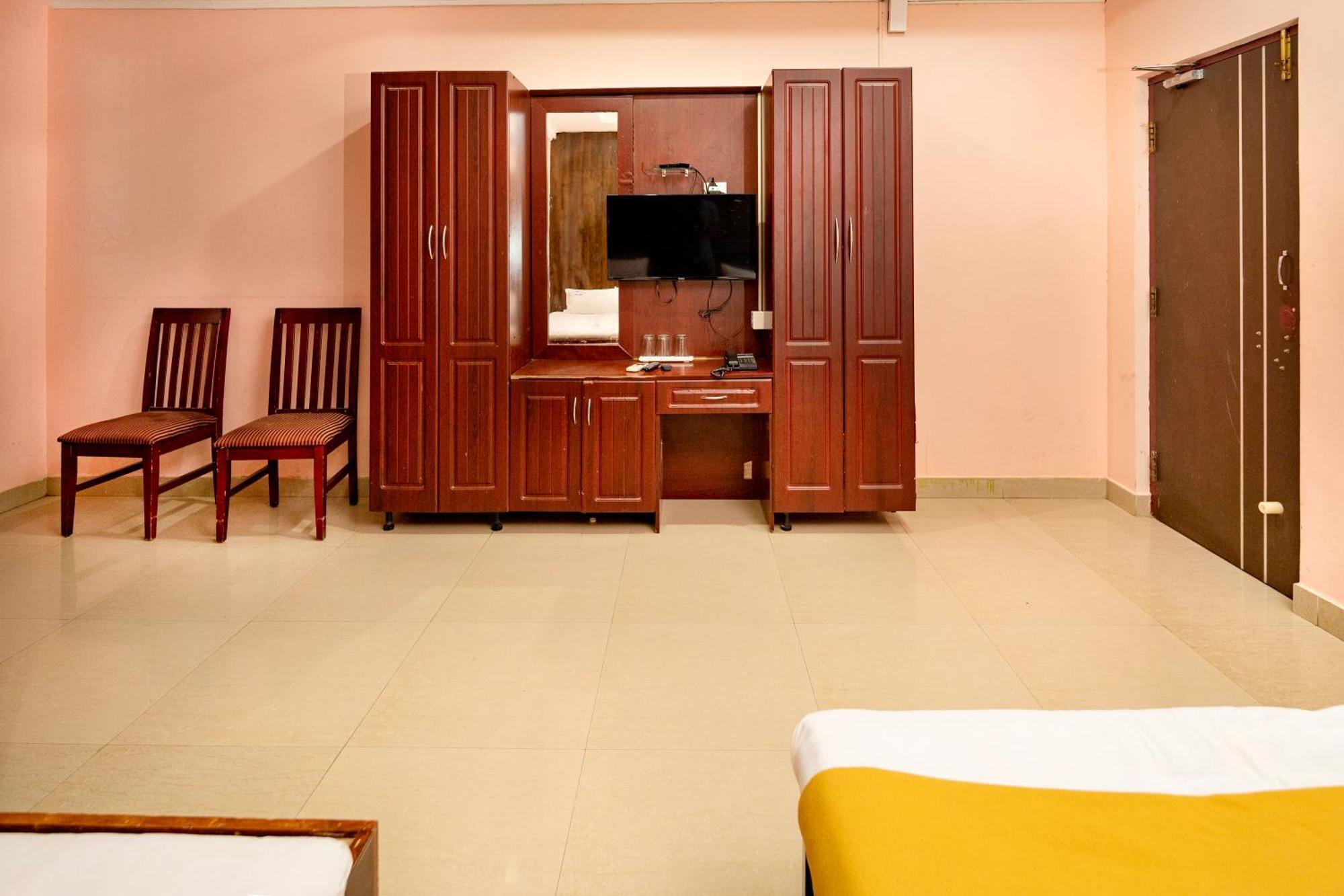 Hotel Harish Рамешварам Экстерьер фото